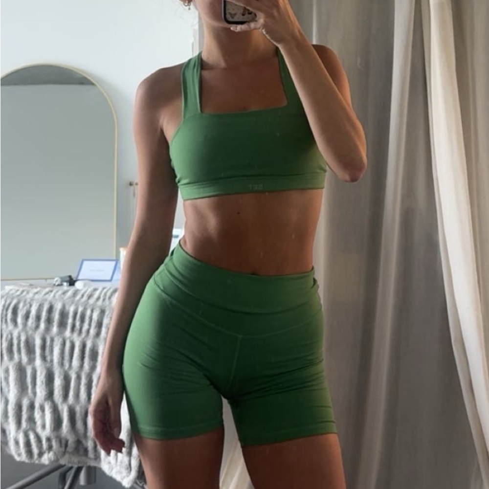 SET Active Green LUXFORM Set SOLD